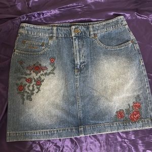 Ralph by Ralph Lauren mini Denim skirt with embroidered floral design